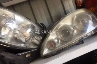 Opel Corsa C Çıkma Mercekli Far