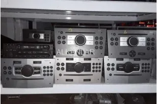 Opel Combo Çıkma CD Çalar Orijinal